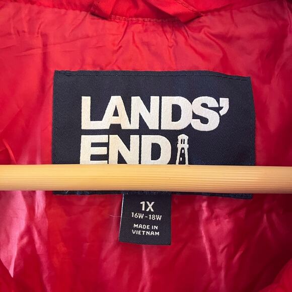 Lands’ End Down Vest - Picture 2 of 3